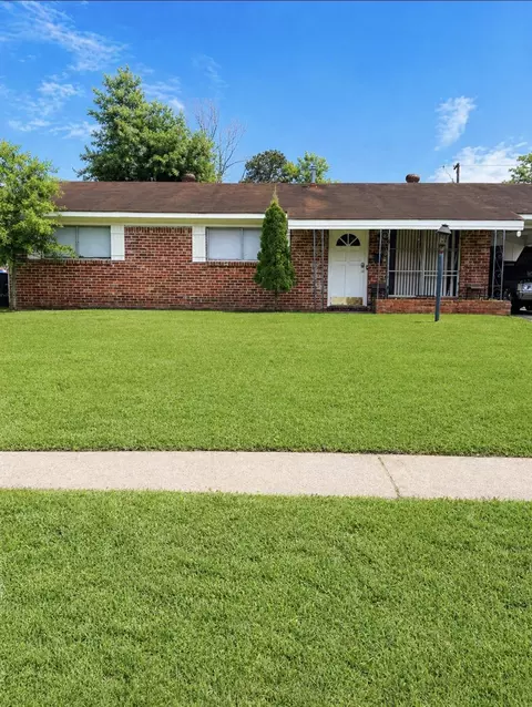 3437 Woodhaven Ln, Shreveport, LA 71108