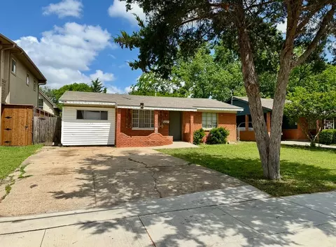 4235 Bonham St, Dallas, TX 75229