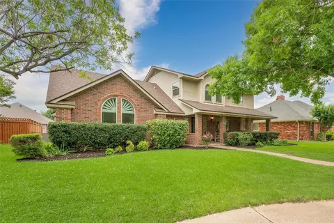 2516 Willowdale Dr, Carrollton, TX 75006