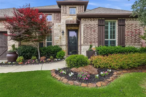 204 Shadow Creek Ln, Hickory Creek, TX 75065