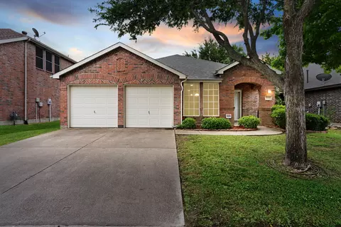 513 Trailblazer Rd, Forney, TX 75126