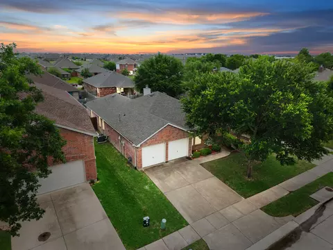 513 Trailblazer Rd, Forney, TX 75126