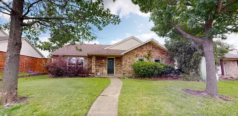 9114 Denver St, Rowlett, TX 75088