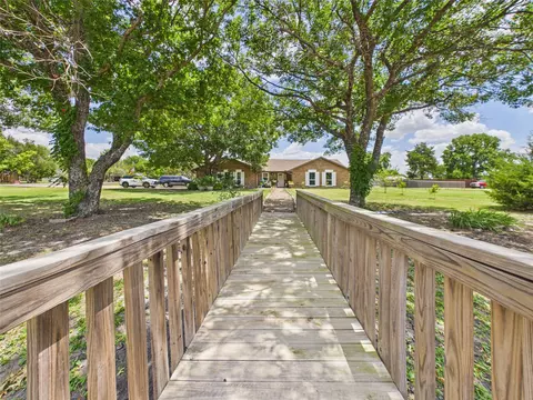 14752 Ranch Rd, Forney, TX 75126