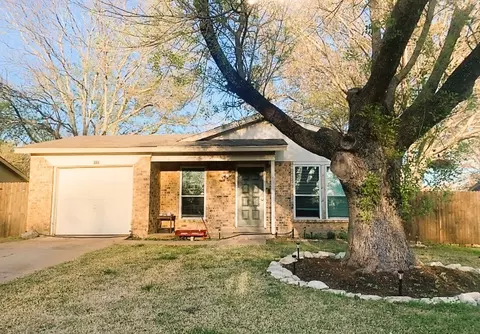 1123 Saturn Dr, Cedar Hill, TX 75104