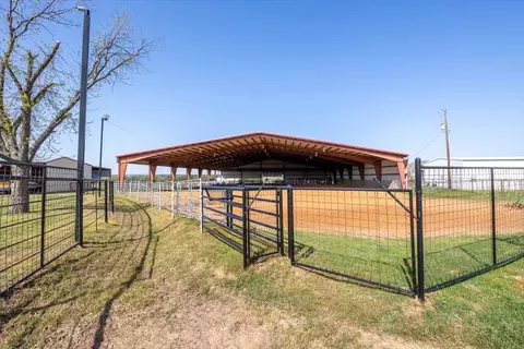 Other - 911 Mcvoid Rd, Springtown, TX 76082 photo 4 of 16