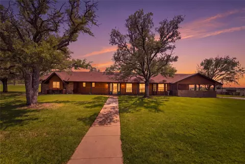 911 Mcvoid Rd, Springtown, TX 76082