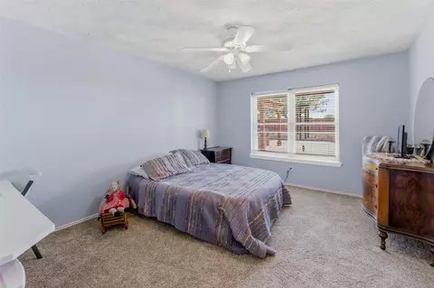 Bedroom - 911 Mcvoid Rd, Springtown, TX 76082 photo 3 of 3