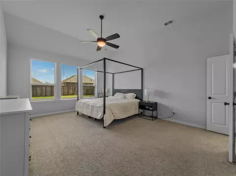 Bedroom - 11104 Aspen Leaf Dr, Argyle, TX 76226 photo 1 of 6