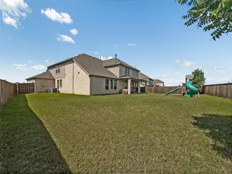 Exterior - 11104 Aspen Leaf Dr, Argyle, TX 76226 photo 5 of 5