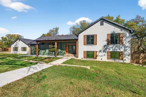 1 River Hills Dr, Denison, TX 75020