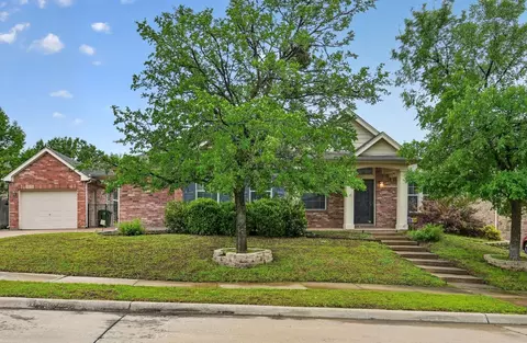 6308 Inverness Dr, North Richland Hills, TX 76180