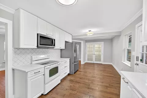 Kitchen - 428 Daniel St, Richardson, TX 75080 photo 4 of 4