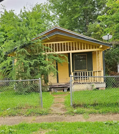 2952 Desoto St, Shreveport, LA 71109