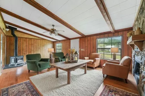 2300 Pecan Vly, Cleburne, TX 76031
