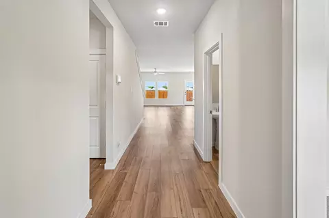 Entry Way - 372 Declan St, Springtown, TX 76082 photo 1 of 4