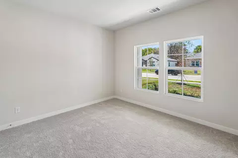 Bedroom - 372 Declan St, Springtown, TX 76082 photo 1 of 12