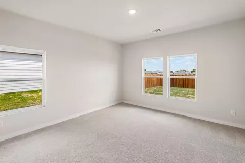Bedroom - 372 Declan St, Springtown, TX 76082 photo 4 of 12