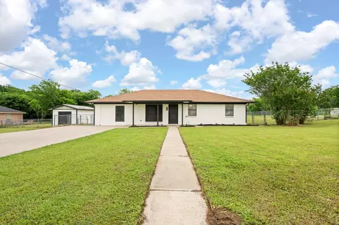 221 Lipscomb St, Cleburne, TX 76031