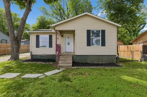 1514 Baxley St, Carrollton, TX 75006