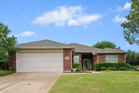 10108 Serene Ct, Denton, TX 76207