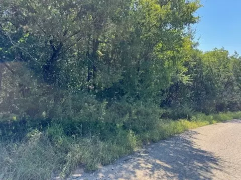 5719 Belaire Cir, Granbury, TX 76048