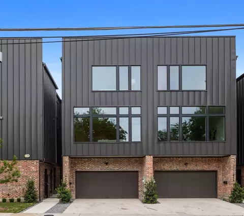 1852 Mecca St, Dallas, TX 75206