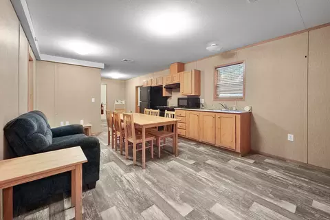 117 Crestwood Dr, Mabank, TX 75156