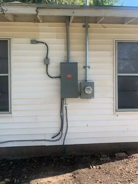 Exterior - 3912 N 22nd St, Waco, TX 76708 photo 2 of 2