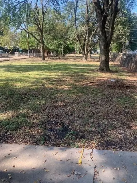 Other - 3912 N 22nd St, Waco, TX 76708 photo 2 of 4