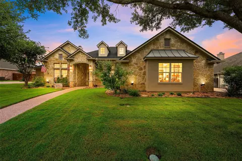 108 Painted Horse Trl, Waco, TX 76712