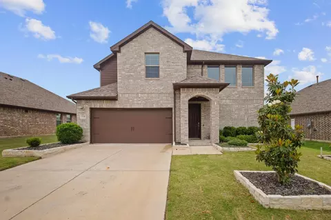 1128 Red Hawk Ln, Forney, TX 75126