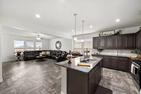 15860 Farringdon St, Northlake, TX 76247