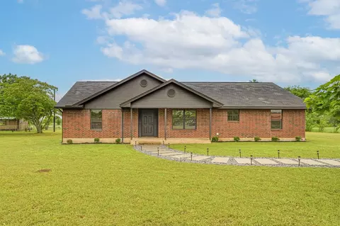180 Woodard Ln, Bruceville, TX 76630