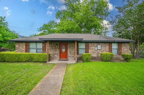 704 N Josephine St, Royse City, TX 75189