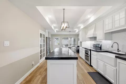 Kitchen - 1810 Apache Trl, Mesquite, TX 75149 photo 2 of 5