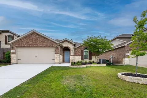 1041 N Churchill Dr, Fate, TX 75189