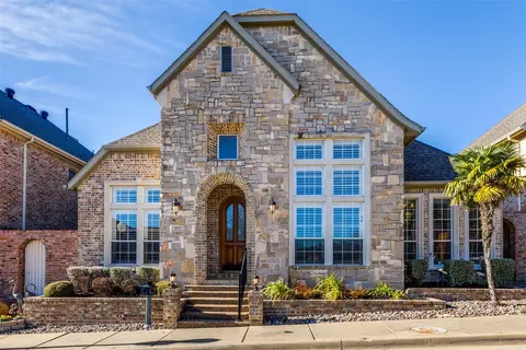 8619 Royalbrook Ct, Dallas, TX 75243