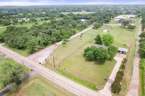 7155 Stephenson Levy Rd, Burleson, TX 76028