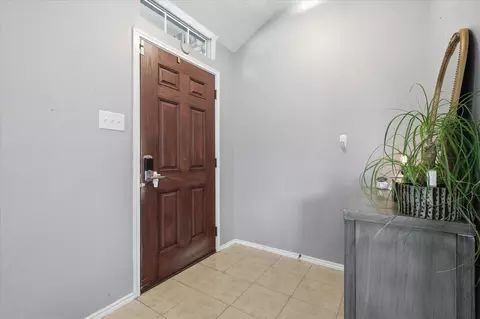 Entry Way - 3909 Cliffside Dr, Denton, TX 76208 photo 1 of 5