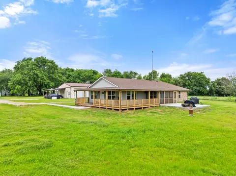 195 County Road 4612, Sulphur Springs, TX 75482