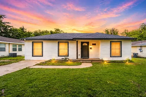 1616 Shelburne St, Waco, TX 76711