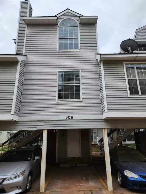 306 Settlers Park Dr, Shreveport, LA 71115