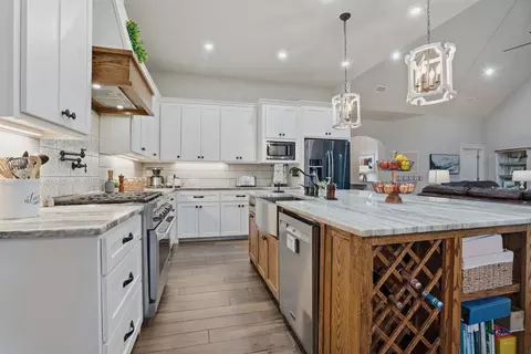 10210 Finch Rd, Sanger, TX 76266