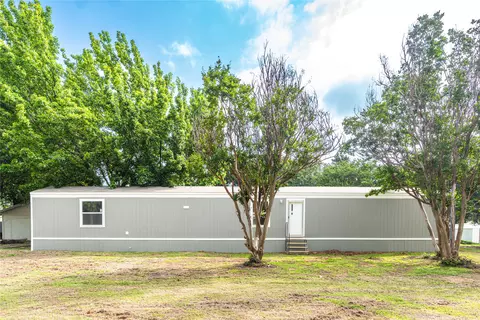 77 Rayburn Dr, Gordonville, TX 76245