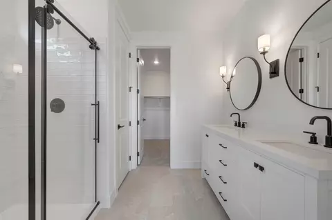 Bath - 2512 Compassion Ct, Heath, TX 75126 photo 1 of 4
