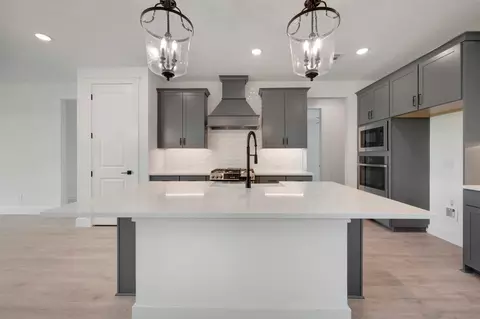 Kitchen - 2512 Compassion Ct, Heath, TX 75126 photo 3 of 3