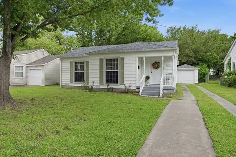 1032 N Lockhart St, Sherman, TX 75092