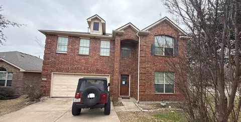 10369 Bradshaw Dr, Fort Worth, TX 76108