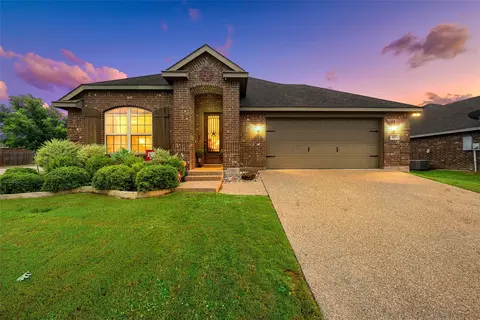 427 Paso Fino St, Robinson, TX 76706
